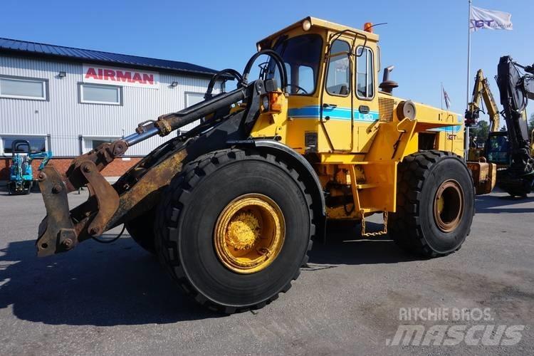 Volvo BM 120 Cargadoras sobre ruedas