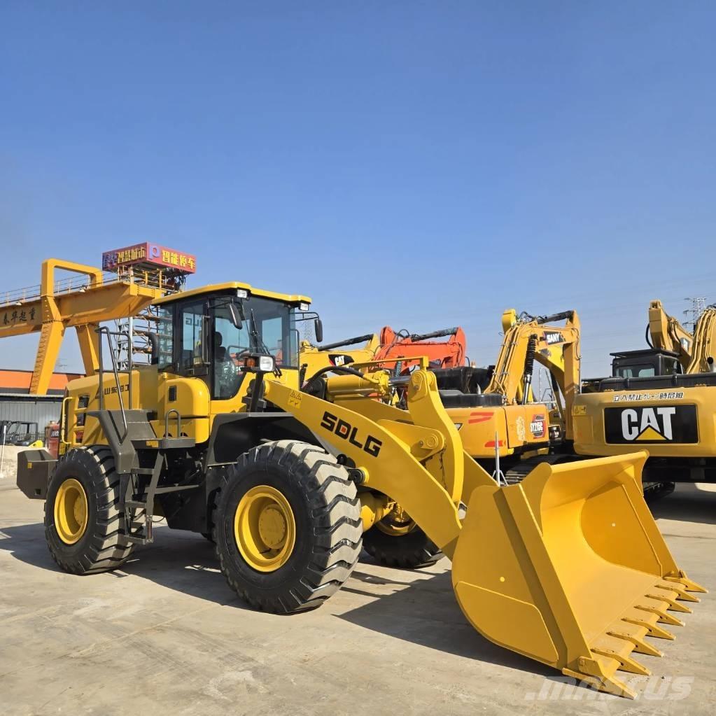 SDLG LG 956 F Cargadoras sobre ruedas
