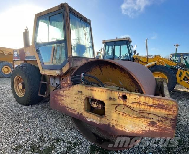 Komatsu JV110WA-HD Rodillos de un solo tambor