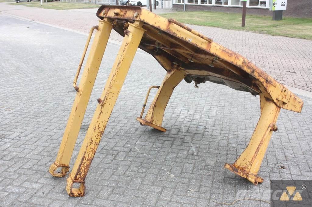 CAT D7H O-rops cab Cabinas