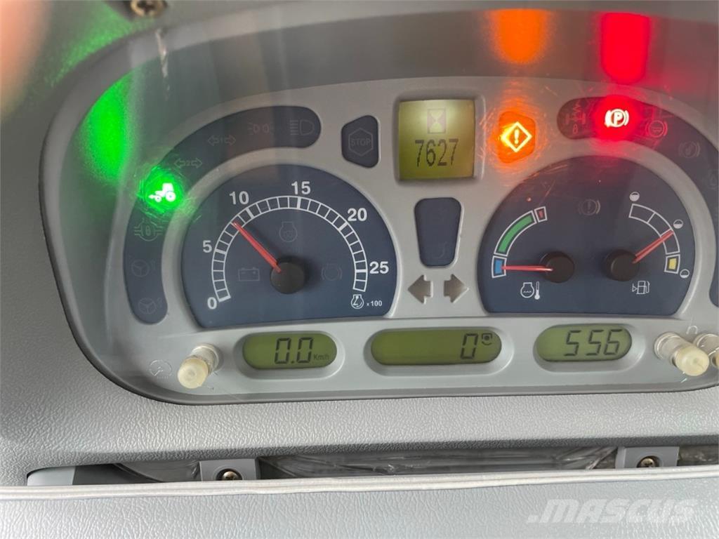 New Holland T7050 Tractores