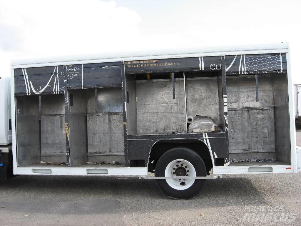 International 4300 Trailers para bebidas