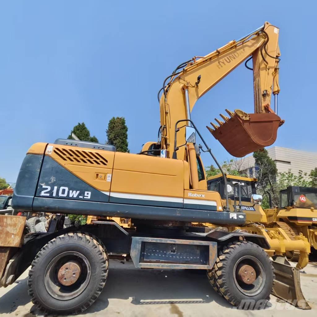 Hyundai R210W-9 Excavadoras de ruedas