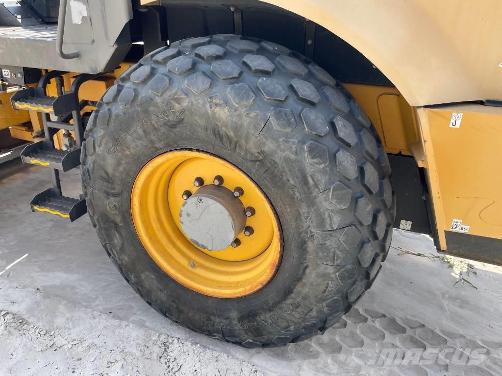 Volvo SD 115 B Rodillos de un solo tambor