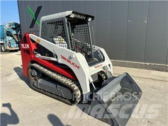 Takeuchi TL130 Buldozer sobre oruga