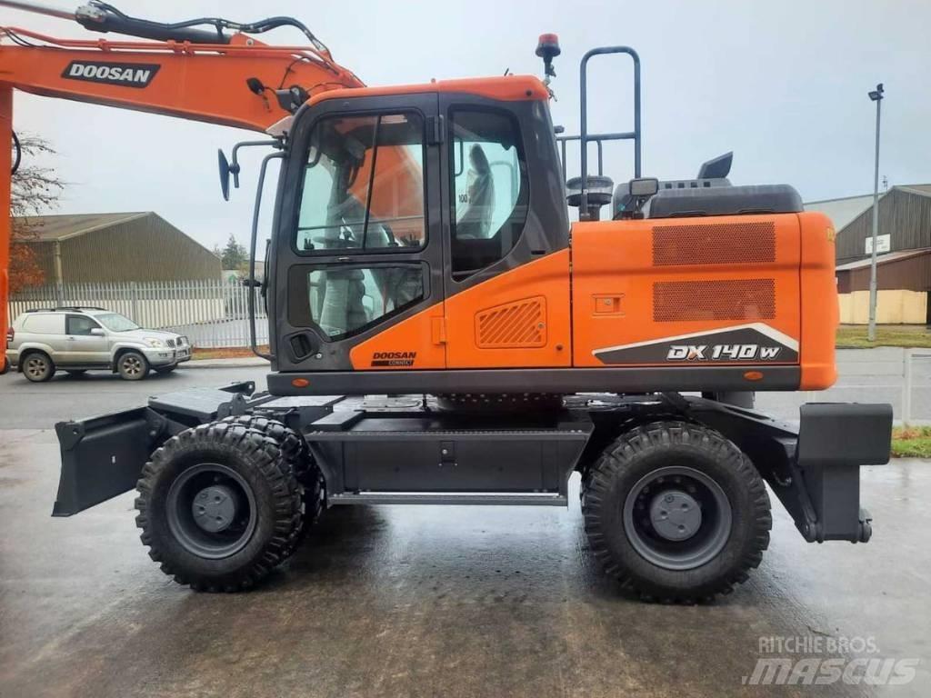 Doosan Dx140W-7 Excavadoras de ruedas