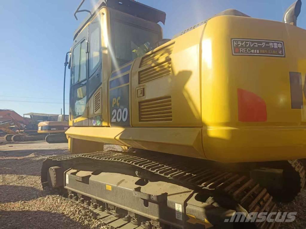 Komatsu PC 200 Excavadoras sobre orugas