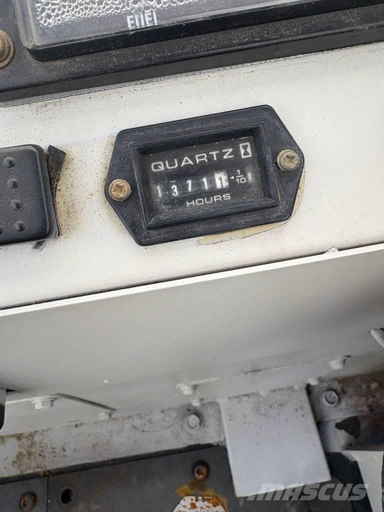 IHI IC 35 Camiones de volteo sobre orugas