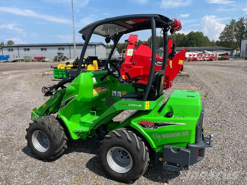 Avant 528 Cargadoras multifunción