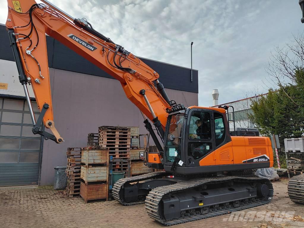 Doosan DX225LC-7 Excavadoras sobre orugas