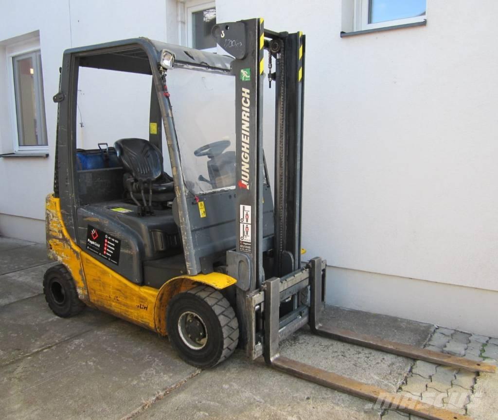 Jungheinrich TFG 316 Camiones LPG