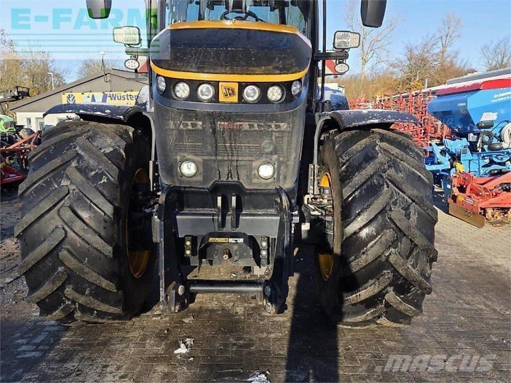 JCB fastrac 8330 Tractores