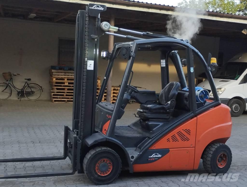 Linde H 25 T - 02 Camiones LPG