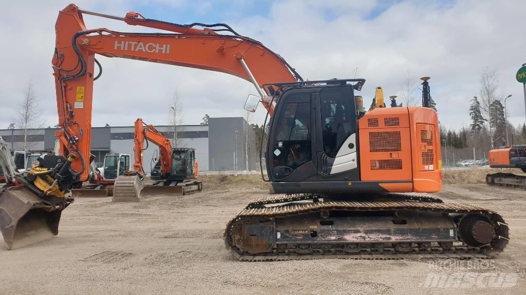 Hitachi ZX225USLC-6 Excavadoras sobre orugas