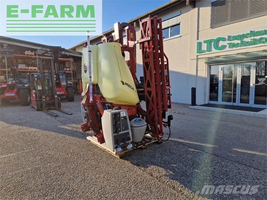 Hardi Mega 12 Pulverizadores arrastrados