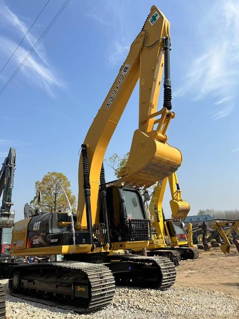 CAT 320D2 Excavadoras 7t - 12t