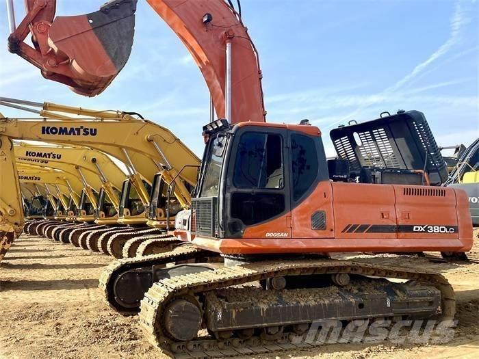 Doosan DX 380 LC Excavadoras sobre orugas