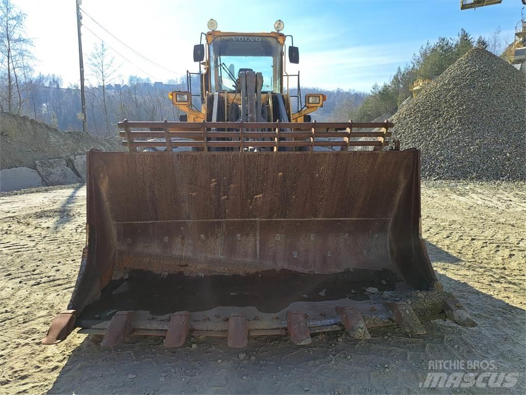 Volvo L180D Otros