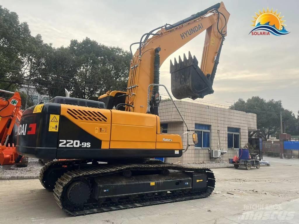 Hyundai R220-9S Excavadoras de ruedas