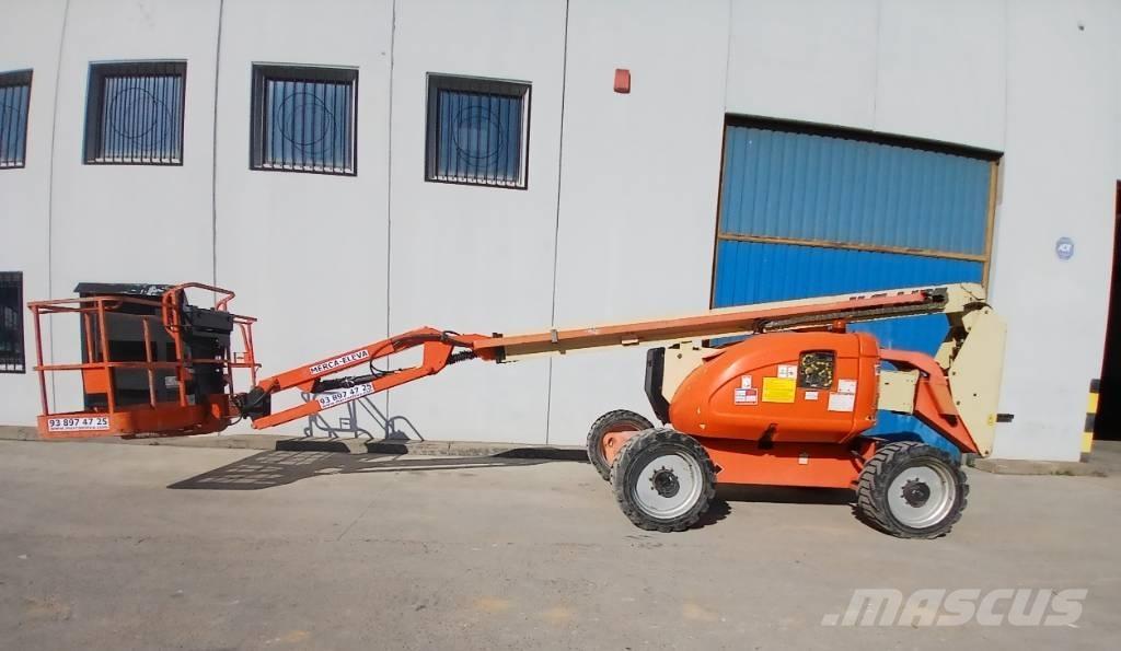 JLG 600 AJ Plataformas con brazo de elevación manual
