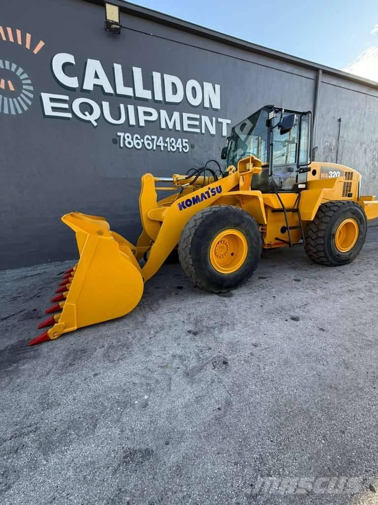 Komatsu WA 320-5L Cargadoras sobre ruedas