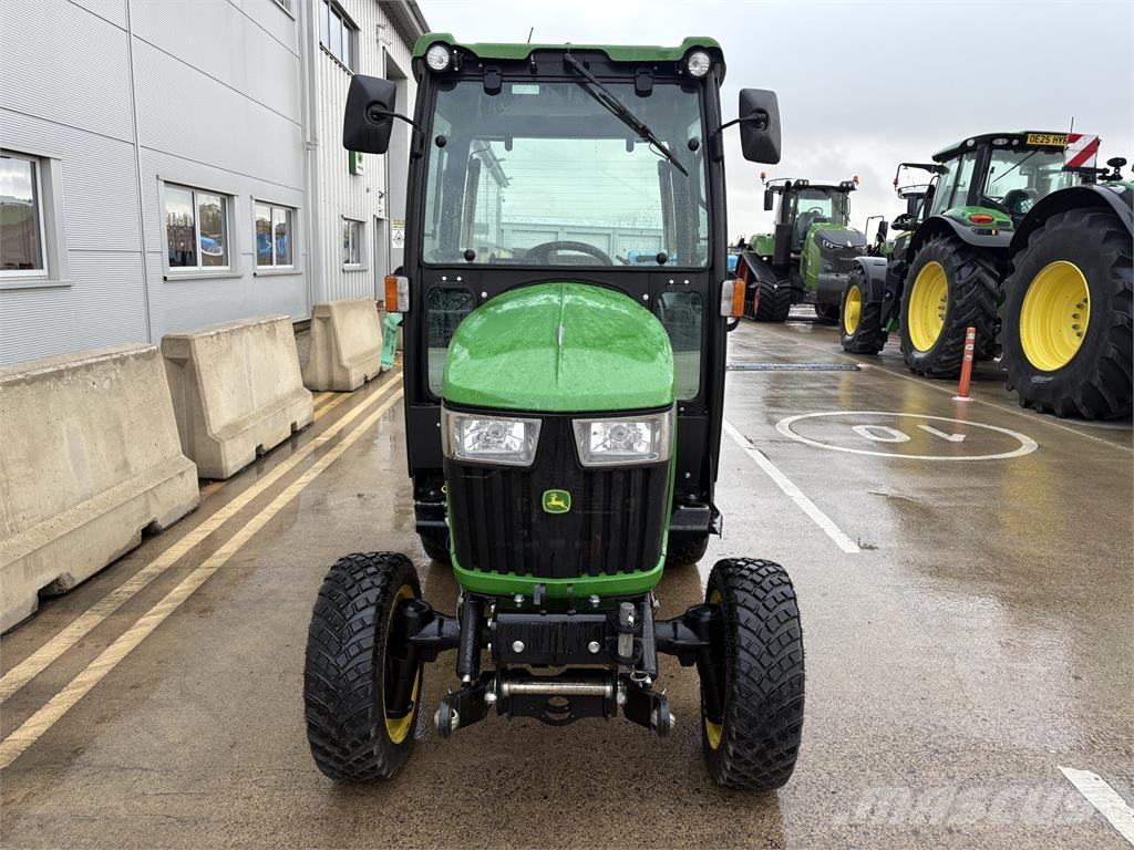 John Deere 2038R Tractores compactos