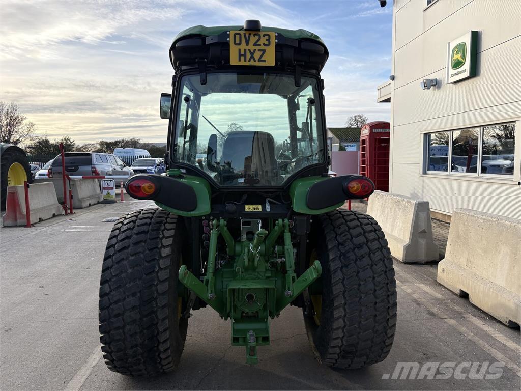 John Deere 4066R Tractores compactos