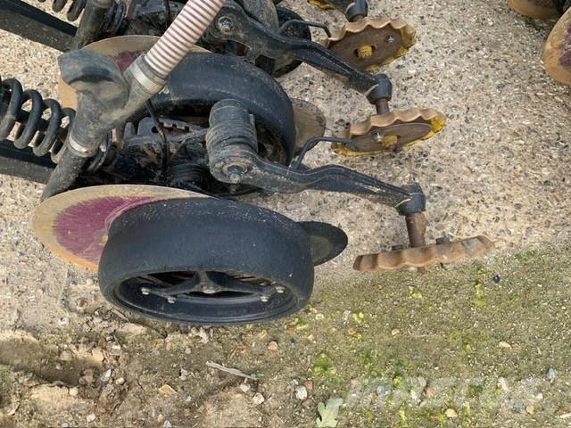 John Deere 750A Taladros