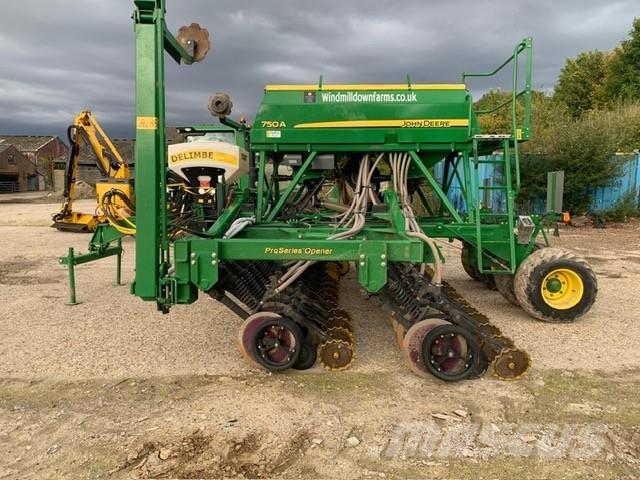 John Deere 750A Taladros