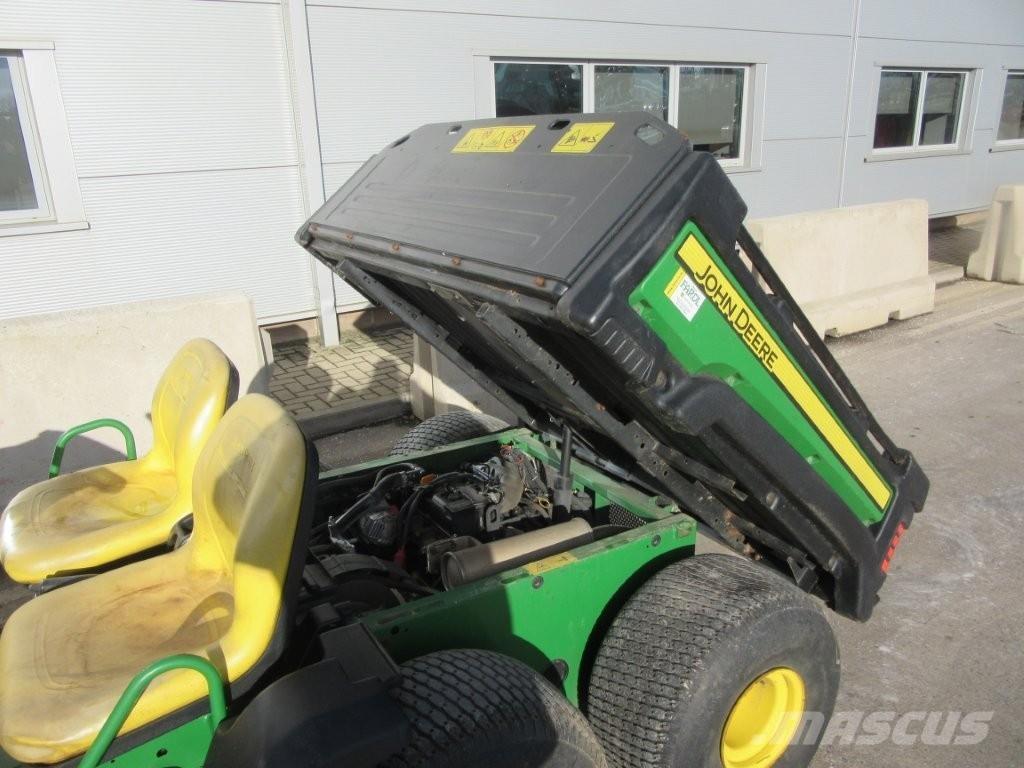 John Deere TH 6X4 Maquinarias para servicios públicos