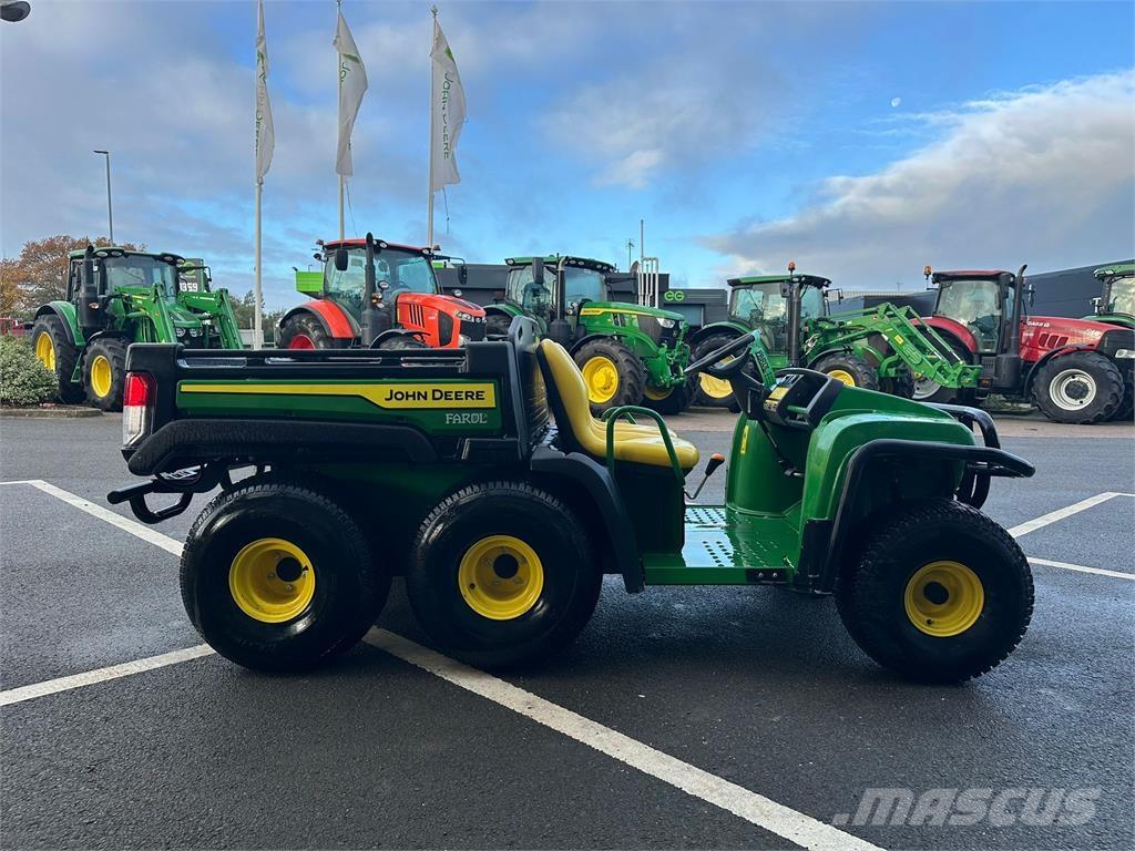 John Deere TH6x4 Maquinarias para servicios públicos