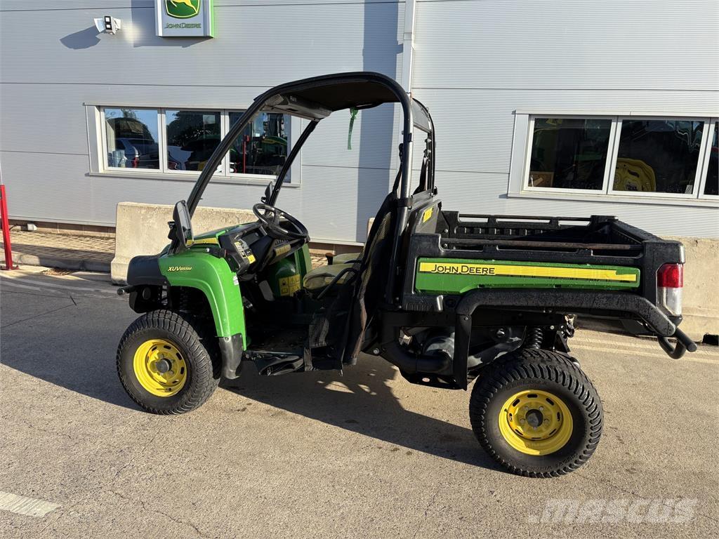 John Deere XUV855M Maquinarias para servicios públicos