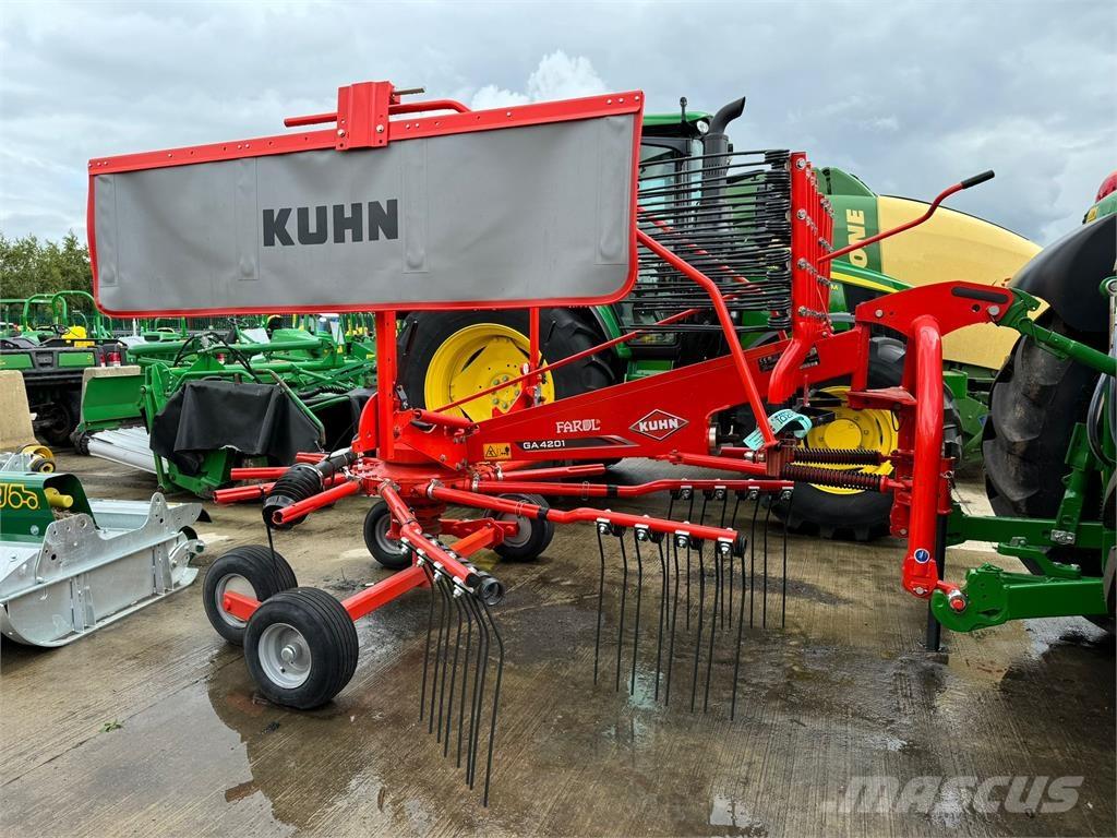 Kuhn GA 4201 Rastrilladoras y rastrilladoras giratorias
