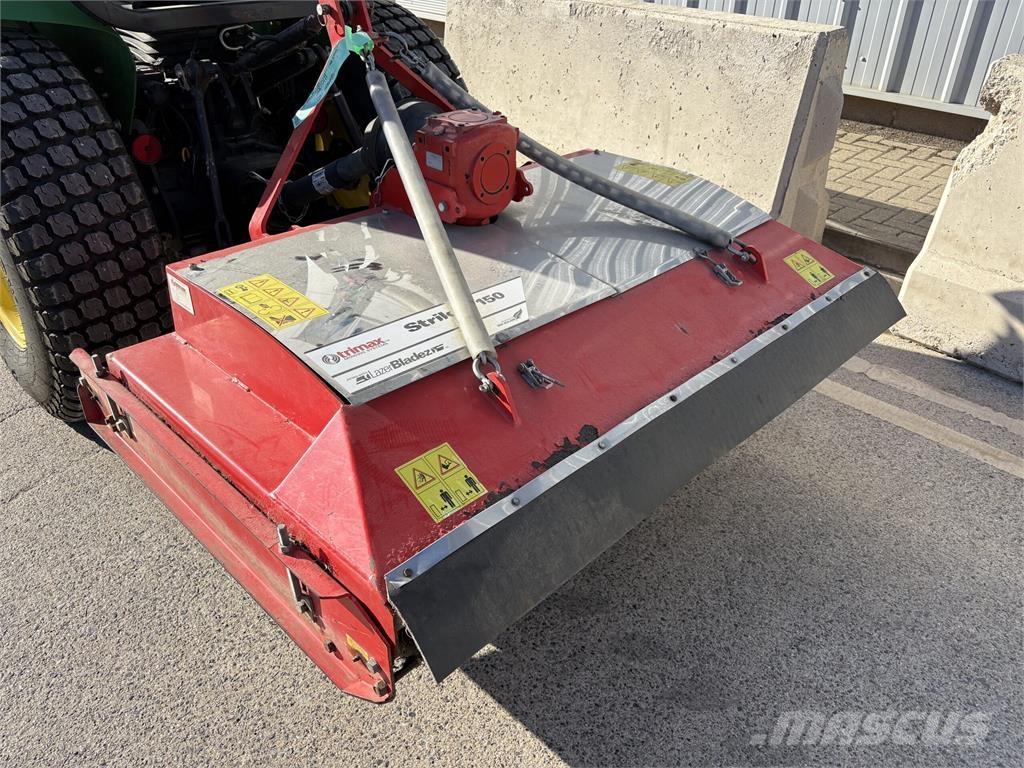 Trimax Striker 150 Corta-césped delanteros y traseros