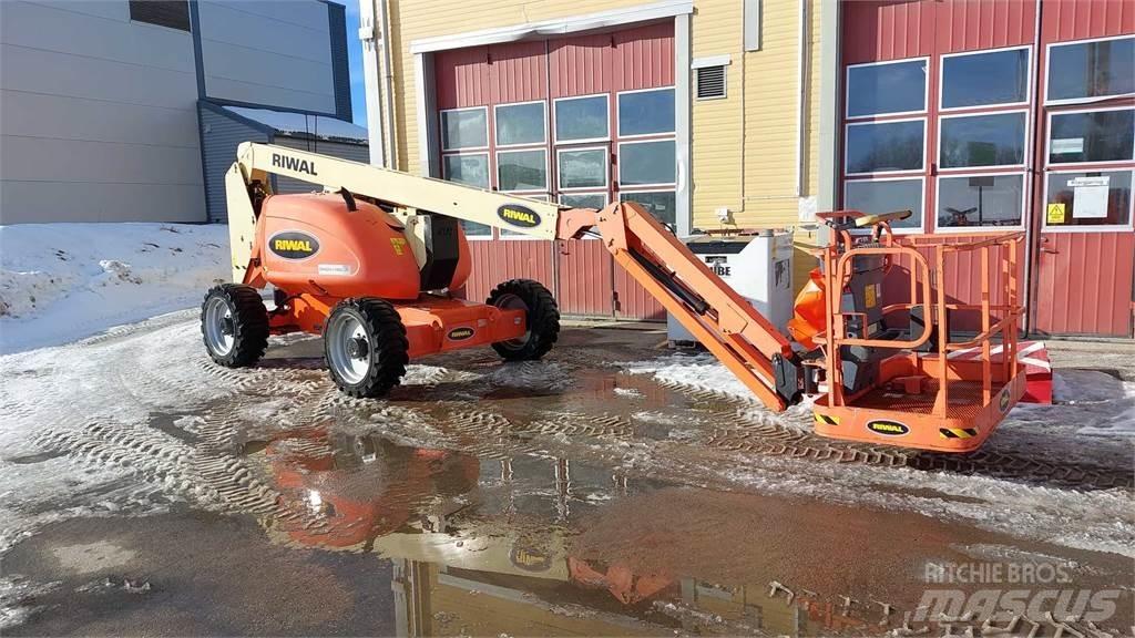 JLG 600AJ Plataformas con brazo de elevación manual