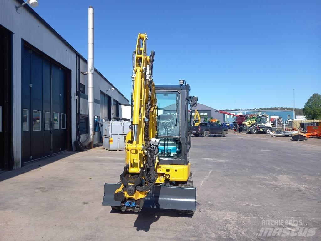 Komatsu PC26MR-5 Miniexcavadoras