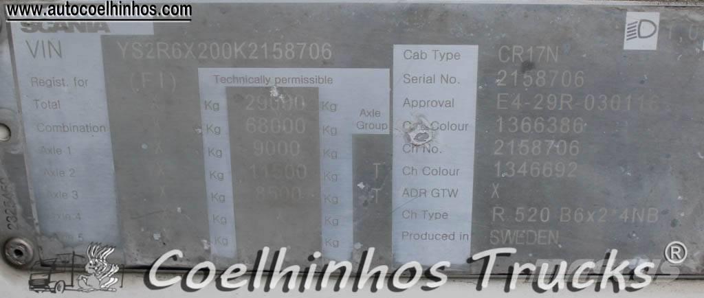 Scania R 520  V8 Camiones con chasís y cabina