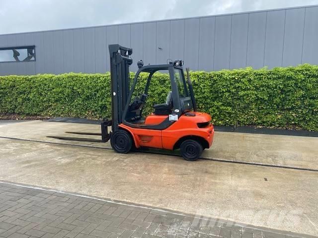 Linde H 30 D-03 Camiones diesel