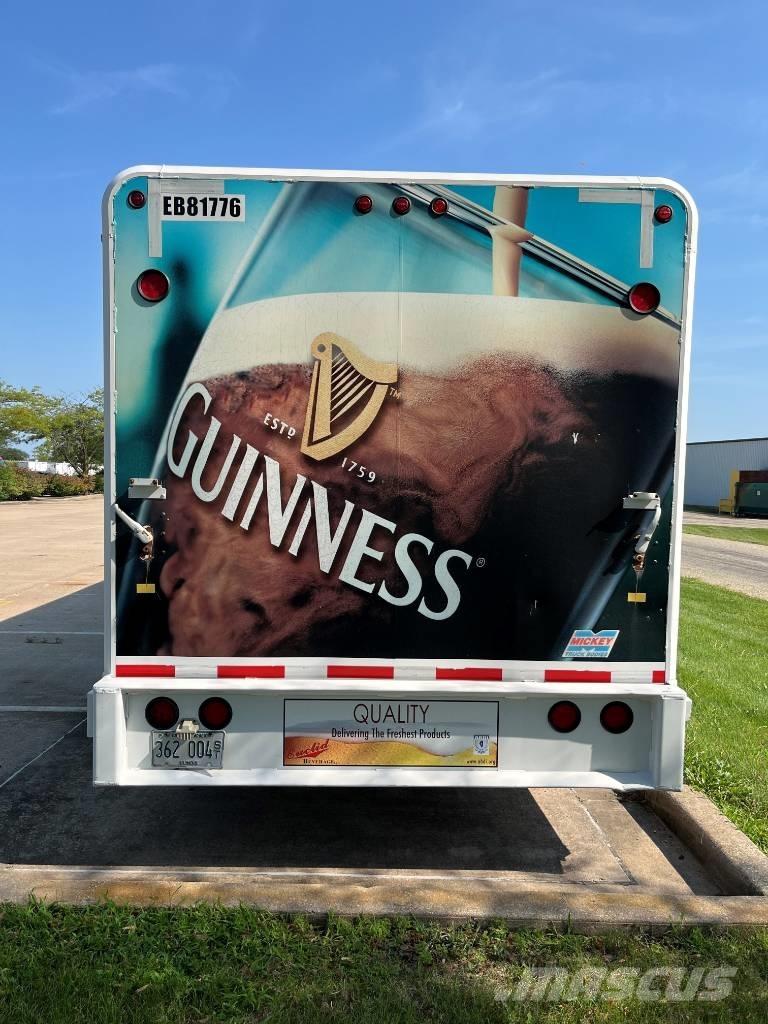 Mickey 22 Bay Trailers para bebidas