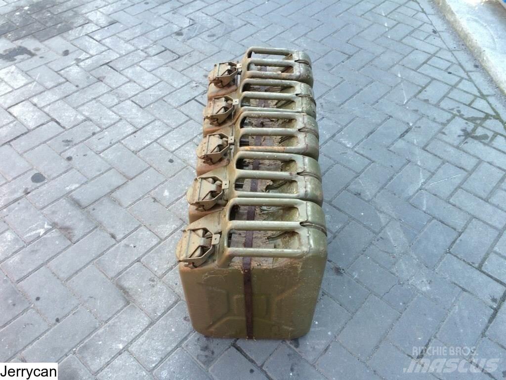  Jerrycan Tank containers