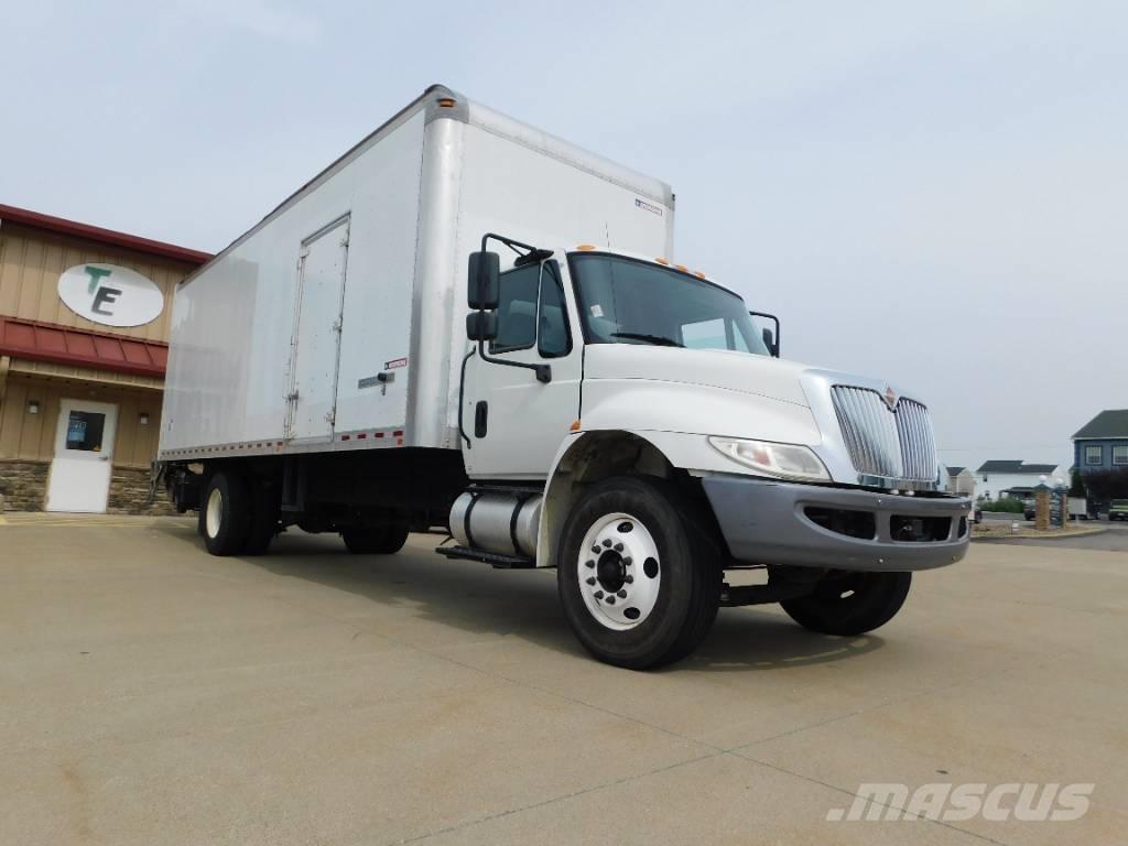 International 4300 Camiones portacontenedores