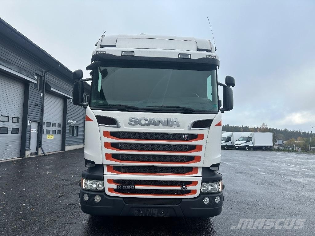 Scania R520 8x2/4 Camiones desmontables