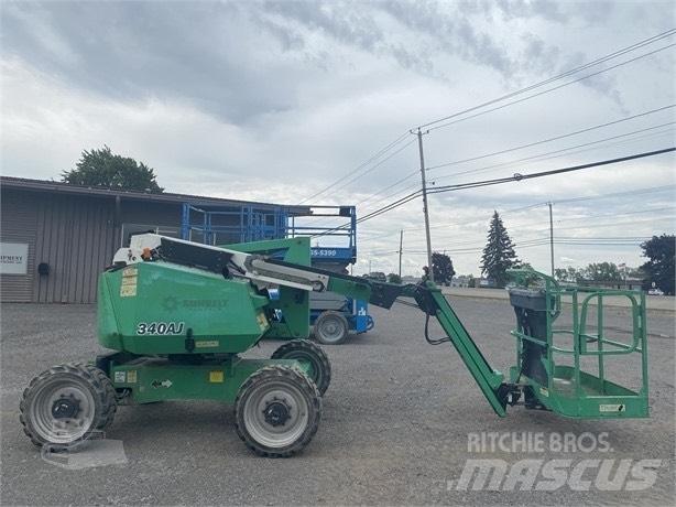 JLG 340 AJ Plataformas con brazo de elevación manual