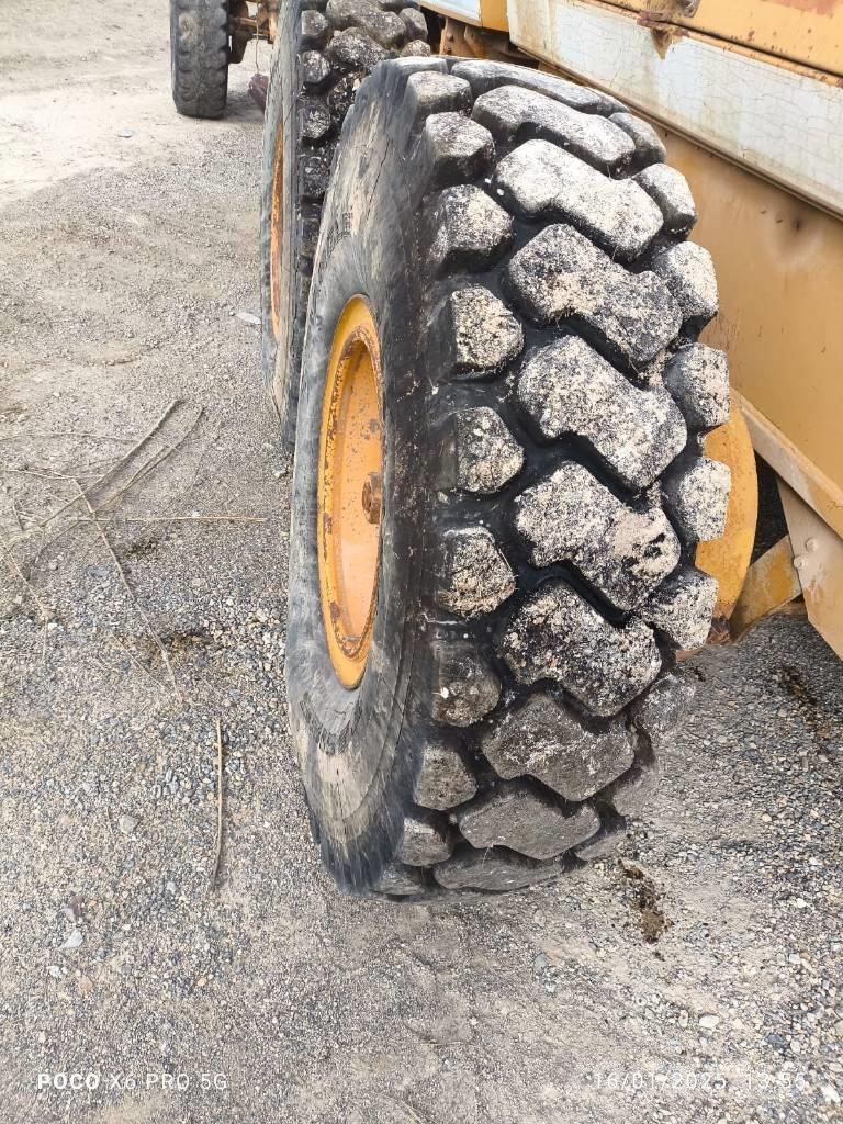 Dresser 830 Niveladoras