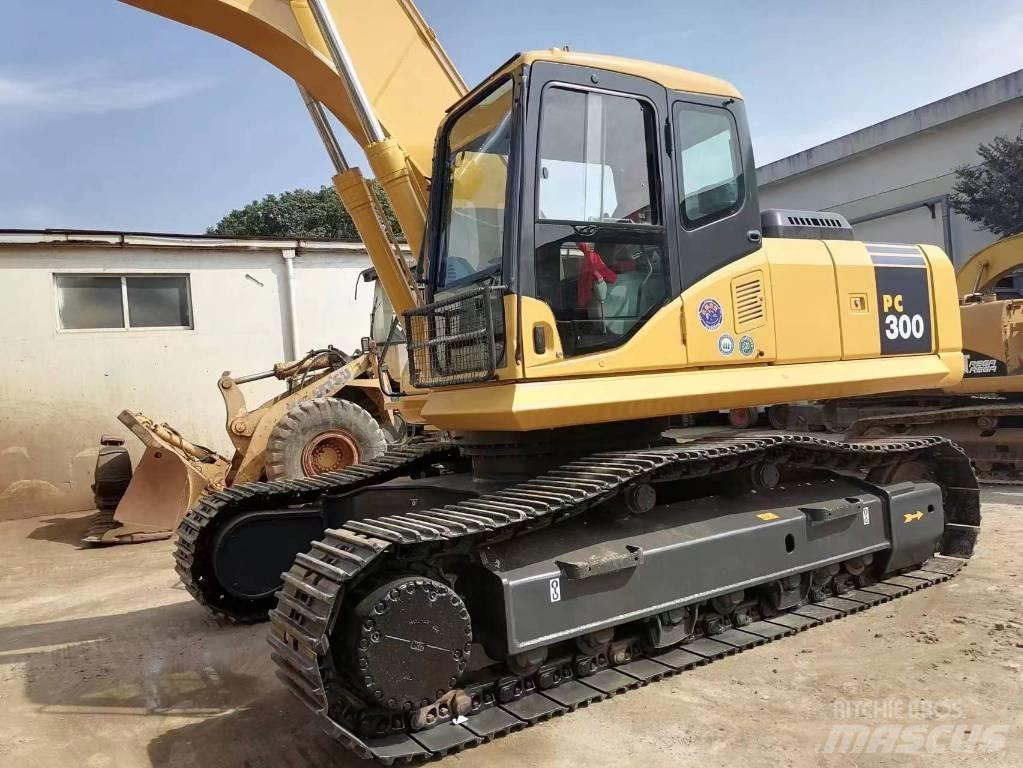 Komatsu PC 300 Excavadoras sobre orugas