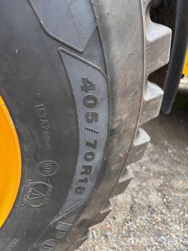 JCB 407 Cargadoras sobre ruedas
