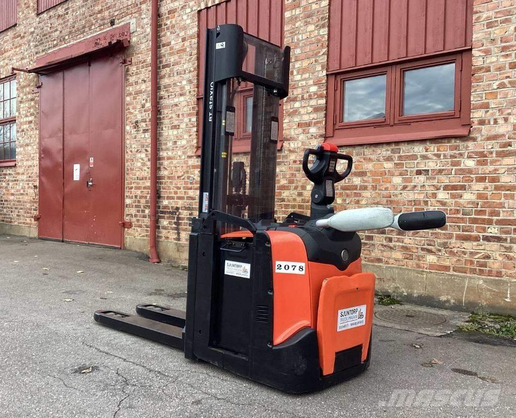 BT SPE 120 L Montacargas manual