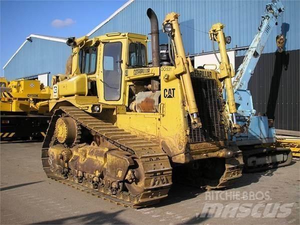 CAT D8N Buldozer sobre oruga