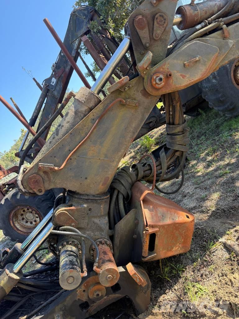 Timberjack 1270 Plataformas y cucharones