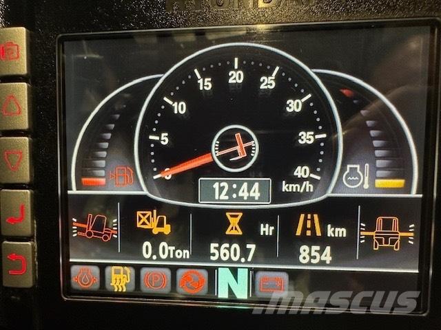 Hyundai 35 DA-9 Camiones diesel